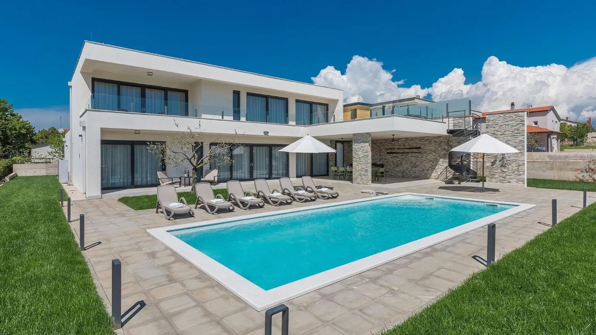 Modern Holiday Home In Novigrad With Swimming Pool Buzinija Croatia
